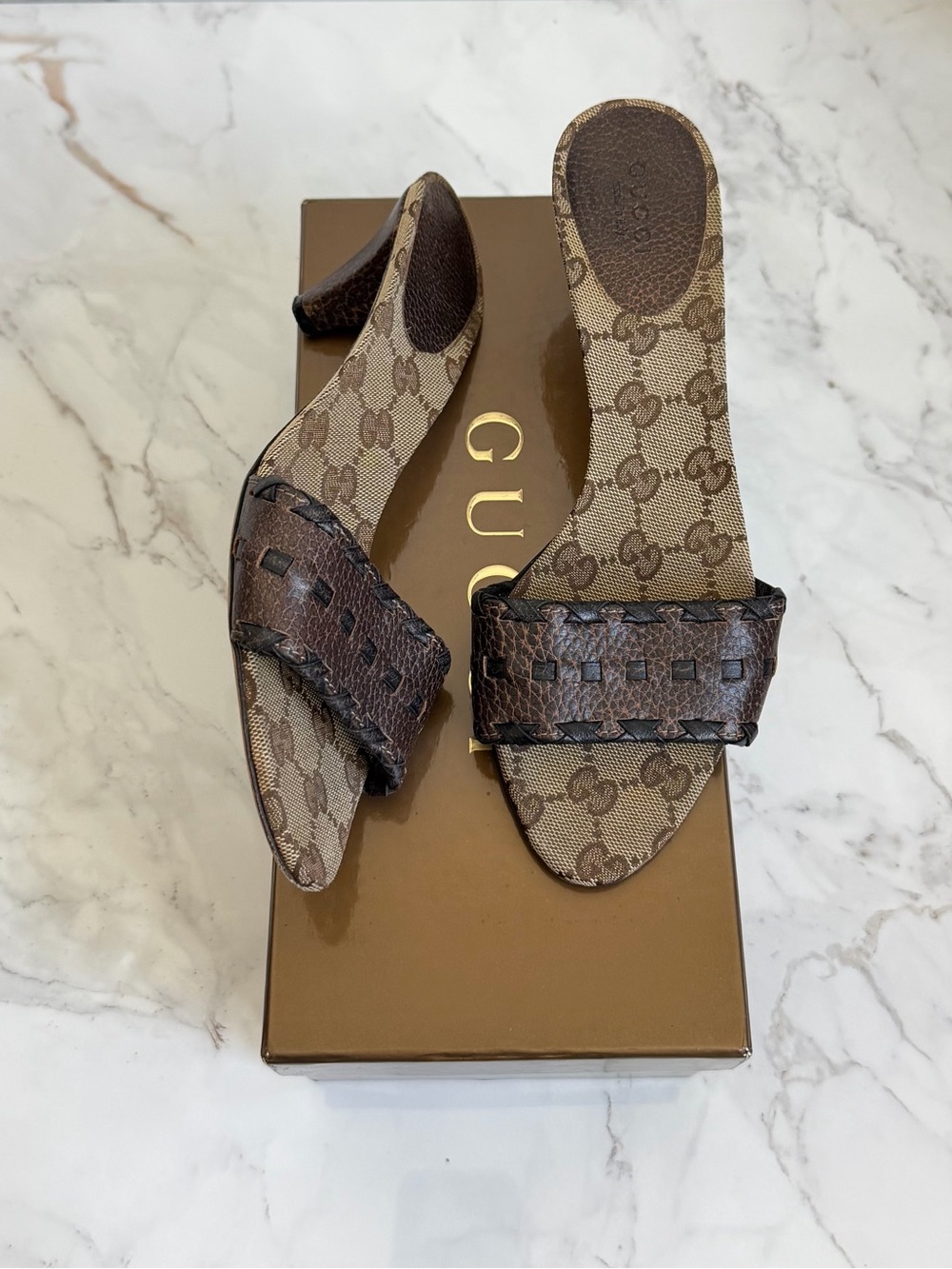 Rare Vintage Gucci Tom Ford Brown GG Monogram Woven Leather Kitten Heel Mules